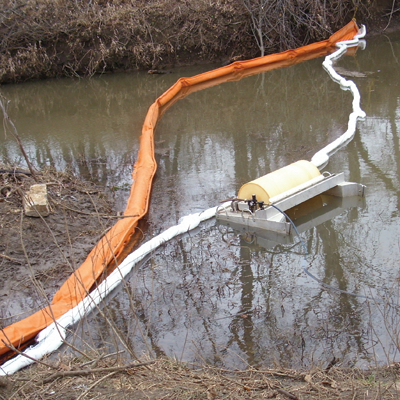 Oil Containment Boom Application